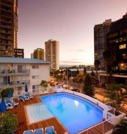 Raffles Royale Leilighet Gold Coast Eksteriør bilde