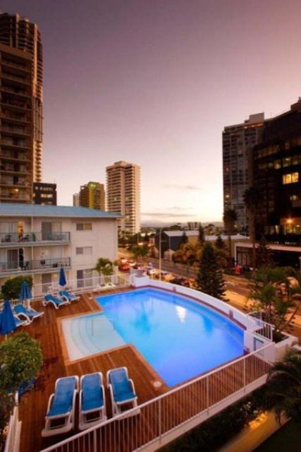 Raffles Royale Leilighet Gold Coast Eksteriør bilde