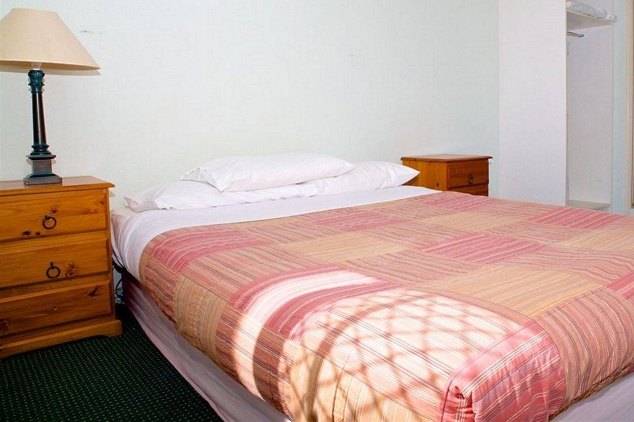 Raffles Royale Leilighet Gold Coast Eksteriør bilde